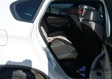 2014 BMW X6 xDrive35I z USA, uszkodzony, nr VIN 5UXFG2C58E0C44092